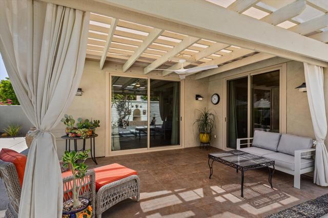 Image 24 of 38 For 52505 Avenida Alvarado