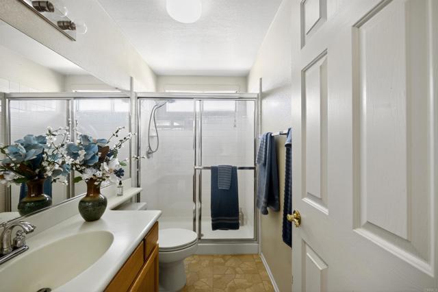 Detail Gallery Image 19 of 28 For 40455 via Tapadero, Murrieta,  CA 92562 - 3 Beds | 2/1 Baths