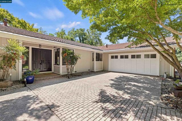5104 Alhambra Valley Rd, Martinez CA: https://media.crmls.org/mediaz/b320b8c8-fc76-4fb7-aa5c-807e5a6a56fa.jpg