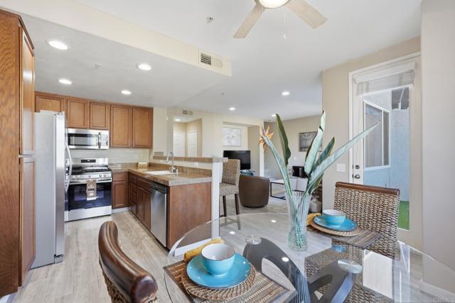 1241 Santa Cora Ave, Chula Vista CA: https://media.crmls.org/mediaz/b321a695-1f61-4fe4-91e1-97ac0d0fc63d.jpg