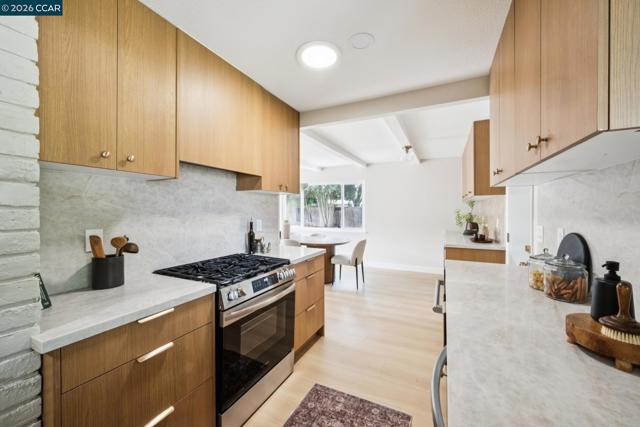 Image 25 of 53 For 457 Nora Court