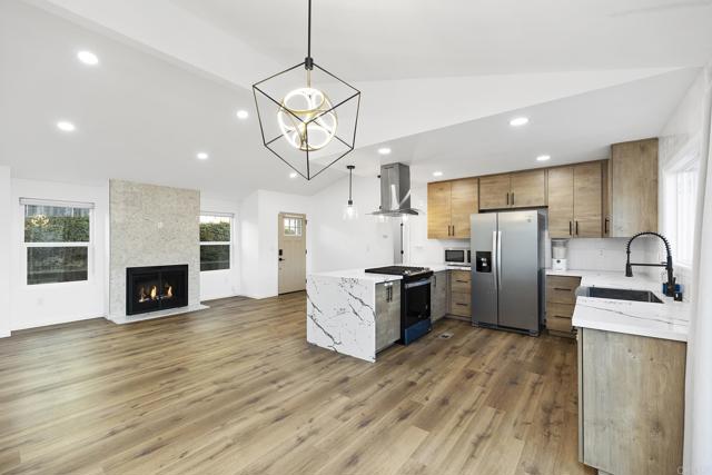 12694 Jackson Heights Drive, El Cajon CA: https://media.crmls.org/mediaz/b3228834-406b-48a3-b544-caa39eabe714.jpg