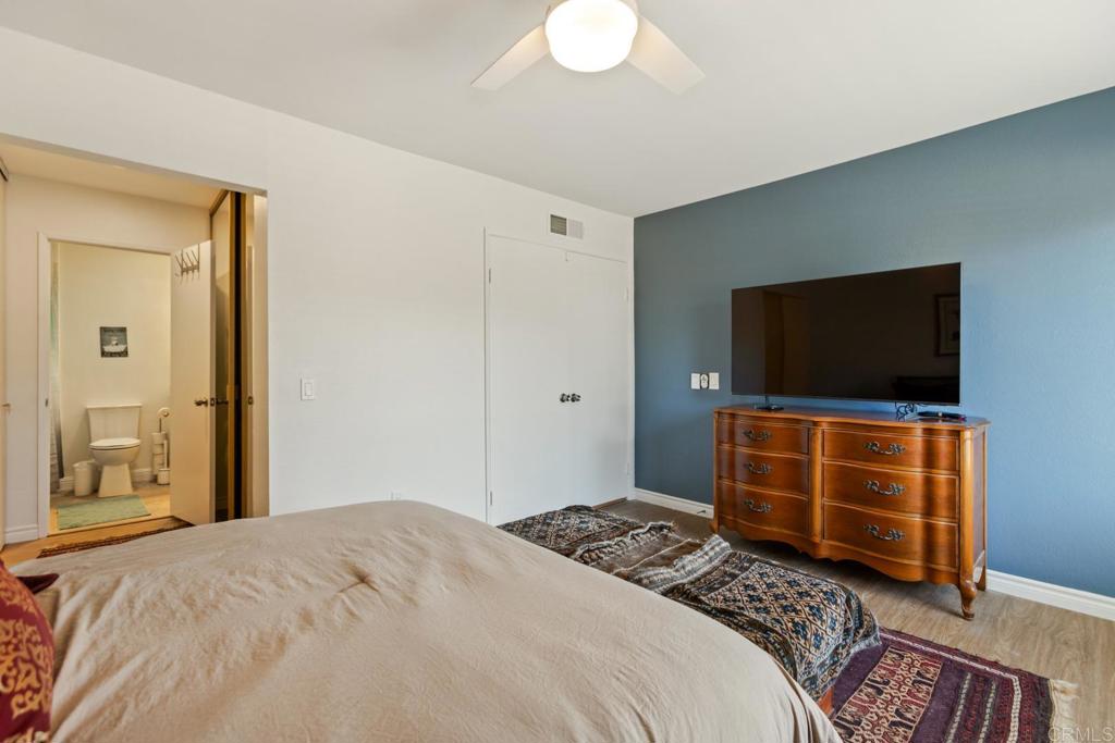 2033 Shadytree Lane - photo 16