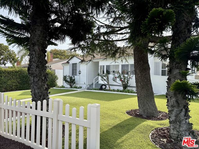 Details for 6160 76th Street, Los Angeles, CA 90045