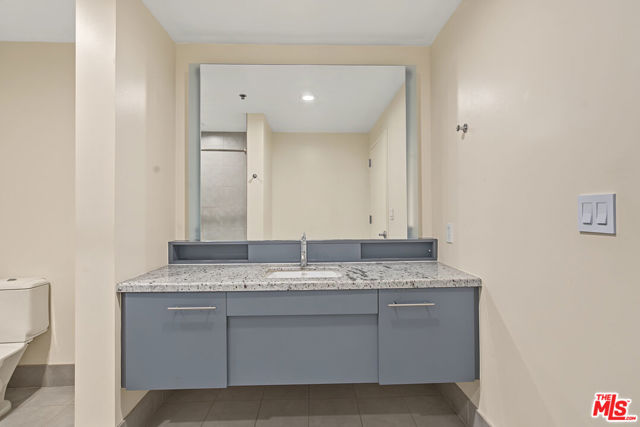 1111 South Grand Avenue, 1014 photo 38