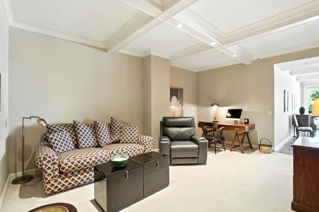 10 CRYSTAL SPRINGS Road, San Mateo CA: https://media.crmls.org/mediaz/b32722a2-ff0b-4155-9669-e2bd1c748ab9.jpg