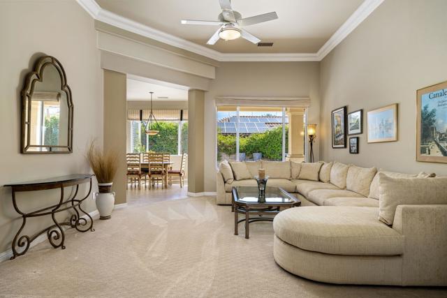 4 Hillcrest Drive, Palm Desert CA: https://media.crmls.org/mediaz/b327864c-c3a6-490a-a993-34ea7756f451.jpg