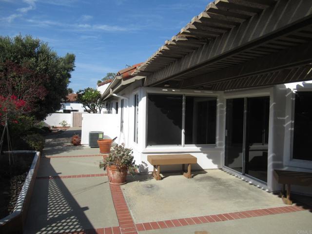 Detail Gallery Image 10 of 41 For 4630 Cordoba Way, Oceanside,  CA 92056 - 2 Beds | 2 Baths