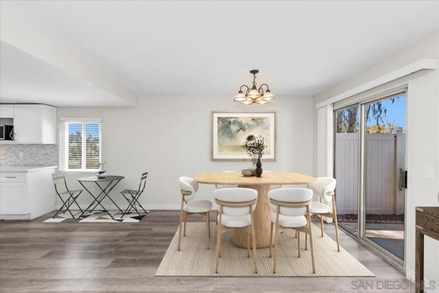 2112 East Vista Way, Vista CA: https://media.crmls.org/mediaz/b327f83e-fcf4-4001-8abe-68984a5dae2d.jpg