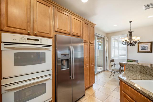 80208 Avd Linda Vista, Indio CA: https://media.crmls.org/mediaz/b328ce37-b0e8-48e4-8b98-68735d3a4fcf.jpg