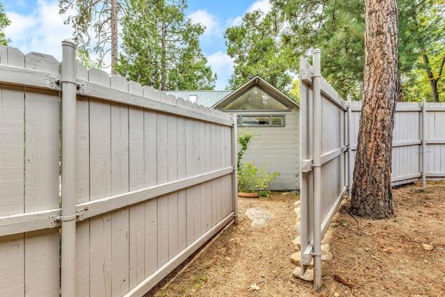 27 Passage between both