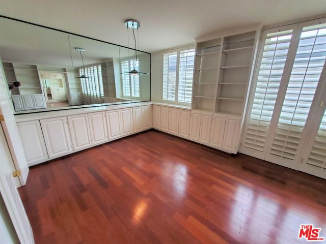 9950 DURANT Drive, 207 photo 8