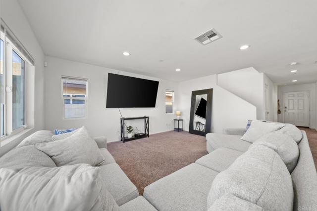 Detail Gallery Image 10 of 42 For 29483 Beeler Rd, Winchester,  CA 92596 - 4 Beds | 3 Baths