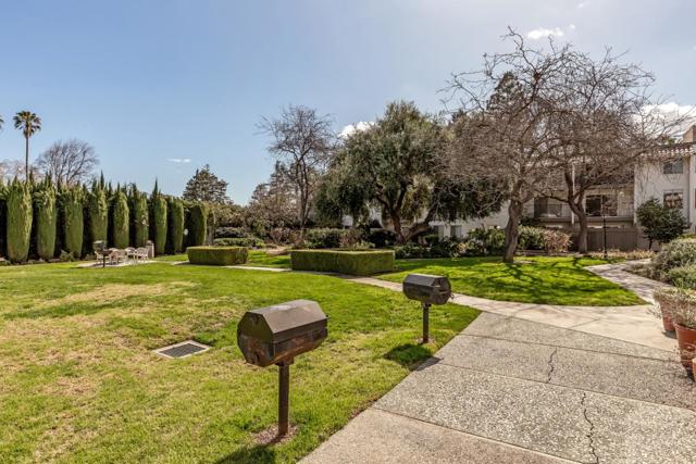 1730 Halford Avenue, Santa Clara CA: https://media.crmls.org/mediaz/b32b85b7-6ad7-4971-9db3-62b87d40cfa3.jpg