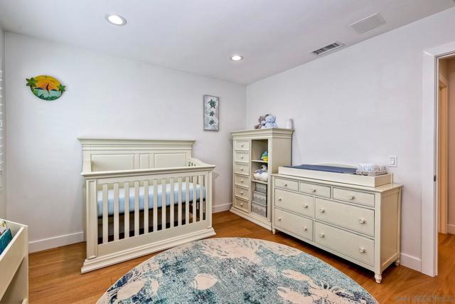 1174 Locust St, San Diego CA: https://media.crmls.org/mediaz/b32bd1d8-1a31-47b2-86e1-d0507749dfe5.jpg