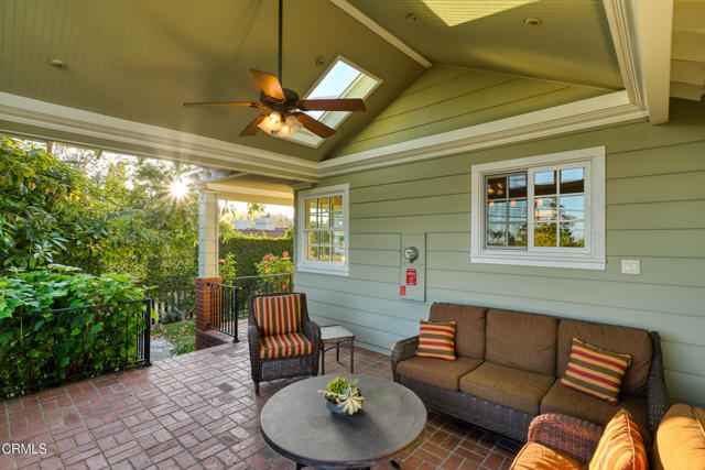 Detail Gallery Image 32 of 46 For 1421 Oneonta Knoll, South Pasadena,  CA 91030 - 5 Beds | 3 Baths