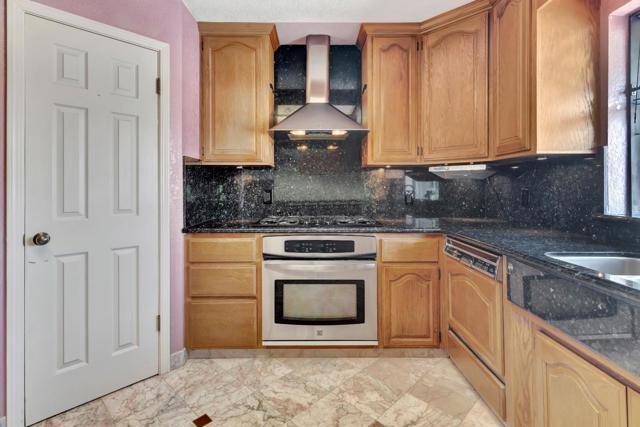 270 Rio Vista Drive, King City CA: https://media.crmls.org/mediaz/b32d5316-f181-4b97-aeb2-04746ae2bc49.jpg