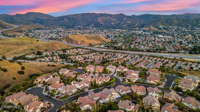 5937 Indian Terrace Drive, Simi Valley CA: https://media.crmls.org/mediaz/b32d6a85-aeab-44b0-b1b6-4f88f5fa418c.jpg