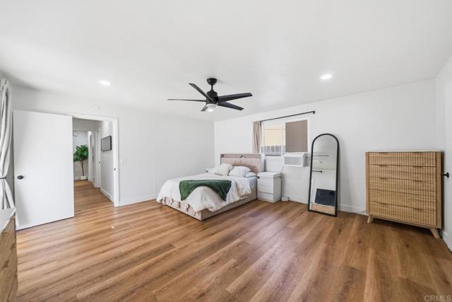 Detail Gallery Image 11 of 27 For 10461 Stanfield Cir, San Diego,  CA 92126 - 3 Beds | 2 Baths