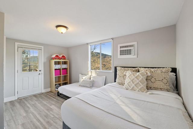 26086 Bear Valley Heights Road, Escondido CA: https://media.crmls.org/mediaz/b32ddf8f-13bd-40ba-a1d9-ce6a906d11e4.jpg