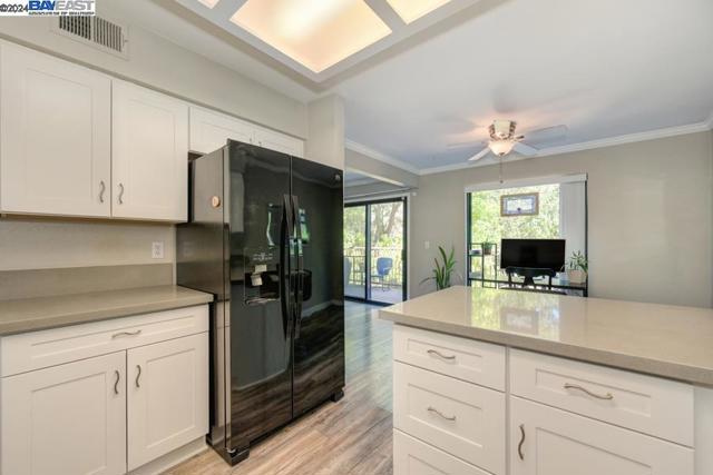 Image 14 of 42 For 8039 Arcade Lake Ln