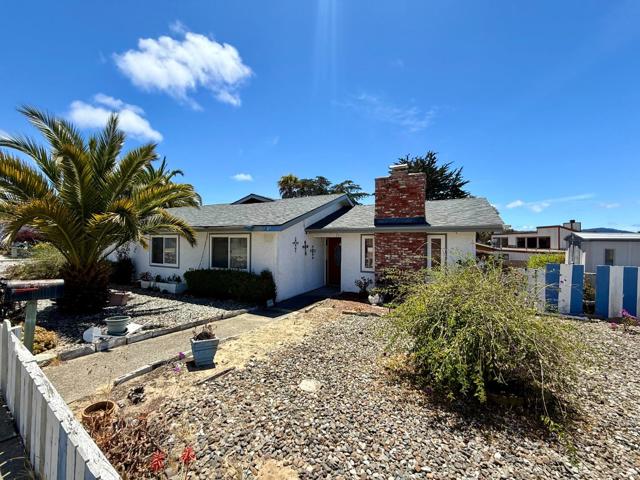 1605 Marietta Street, Seaside CA: https://media.crmls.org/mediaz/b32f19ba-5d13-4e49-9769-47d0b8fb0ad9.jpg