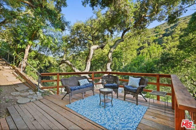 860 Old Topanga Canyon Road photo 3