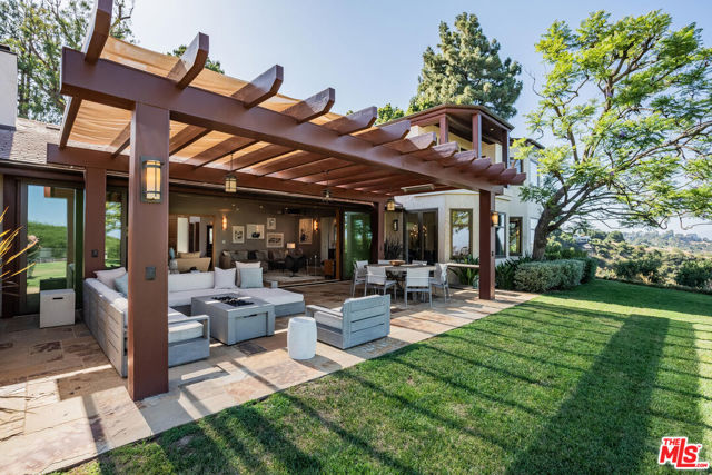 2232 Stradella Road, Los Angeles CA: https://media.crmls.org/mediaz/b33138d0-e4bf-49fc-82b8-771e16f00706.jpg