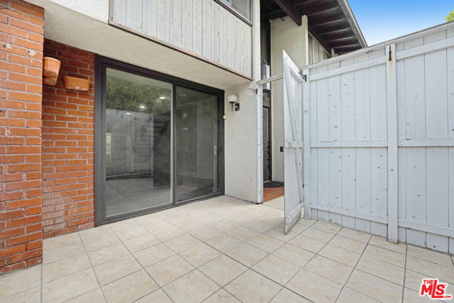 5951 Canterbury Drive, 14 photo 6