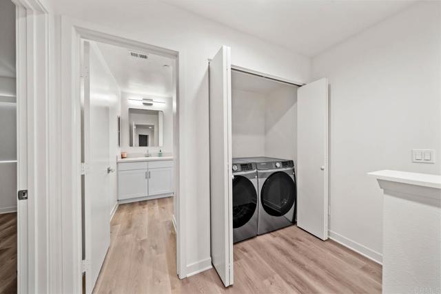 Image 28 of 42 For 747 Anastasia Court