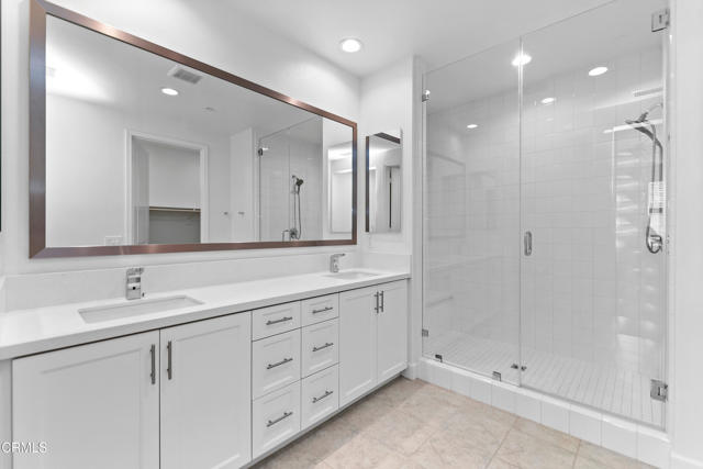 5024 Rexton Drive, Camarillo CA: https://media.crmls.org/mediaz/b334a422-f038-48f9-b3e1-6097b571b172.jpg