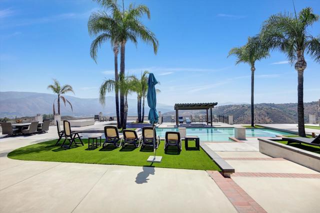 36485 Carney Road, Valley Center CA: https://media.crmls.org/mediaz/b335f528-d56c-4ecc-91b4-63c67265cbaa.jpg