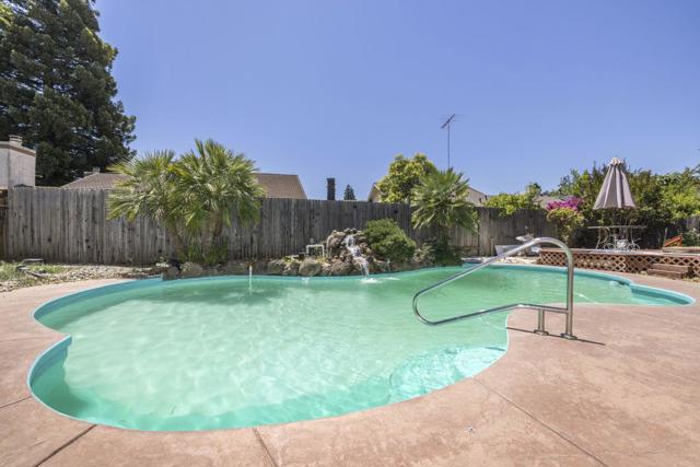 Image 19 of 24 For 11142 Utopia River Court
