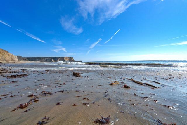 275 Davenport Landing Road, Davenport CA: https://media.crmls.org/mediaz/b3372208-6902-40ea-b56f-e253cc6af911.jpg