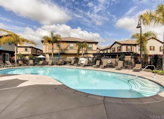 Detail Gallery Image 4 of 38 For 2860 Athens Rd #12,  Chula Vista,  CA 91915 - 4 Beds | 3/1 Baths