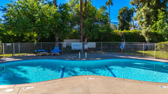 2327 Casitas Way, Palm Springs, CA 92264
