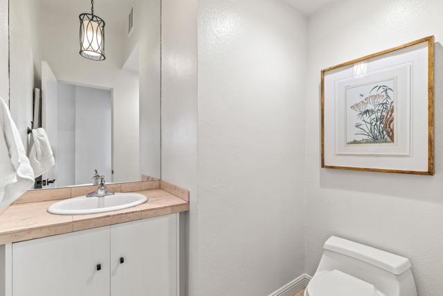 47444 Rabat Drive, Palm Desert CA: https://media.crmls.org/mediaz/b33866af-776a-42cb-aed5-b4efed7efdd2.jpg