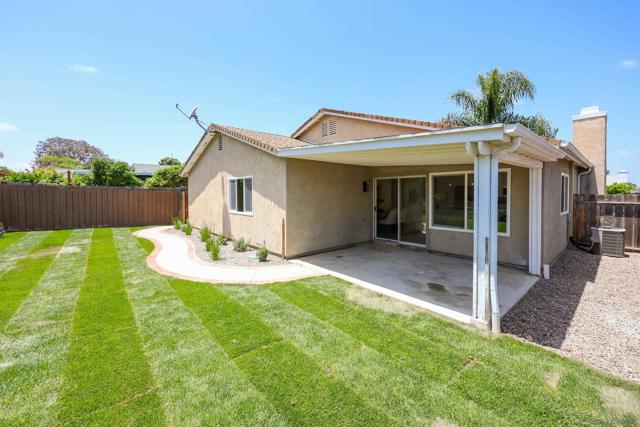 7587 Northrup Dr, San Diego CA: https://media.crmls.org/mediaz/b33903f8-271b-483f-9e85-ce87d280ebcf.jpg