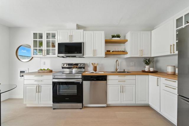 2180 Luz Avenue, San Jose CA: https://media.crmls.org/mediaz/b339c185-fbf9-4ff9-bb69-c516dadfc2c9.jpg