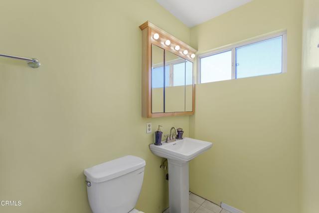 Detail Gallery Image 20 of 44 For 4056 Cochran St, Simi Valley,  CA 93063 - 3 Beds | 3 Baths