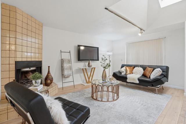 828 Weeks Street, East Palo Alto CA: https://media.crmls.org/mediaz/b33a8ff3-f599-40df-a508-75ee3e44d2bc.jpg