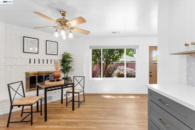 Image 22 of 46 For 831 Casanova Dr