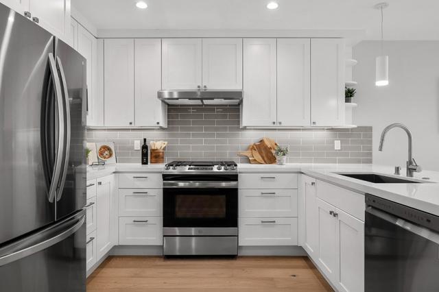 30 Hermosa Avenue, Millbrae CA: https://media.crmls.org/mediaz/b33b78cf-4475-46a8-9692-aaf6bdfce0c0.jpg
