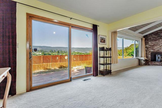 1020 Green Valley Road, Watsonville CA: https://media.crmls.org/mediaz/b33bda7d-3e71-4a96-8380-f8007ad0152a.jpg