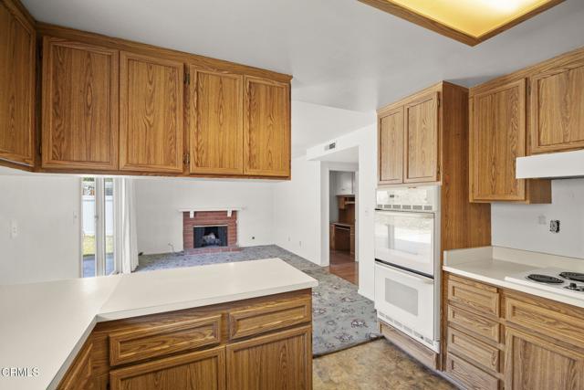 Detail Gallery Image 14 of 37 For 205 Bluefield Ave, Newbury Park,  CA 91320 - 3 Beds | 2/1 Baths