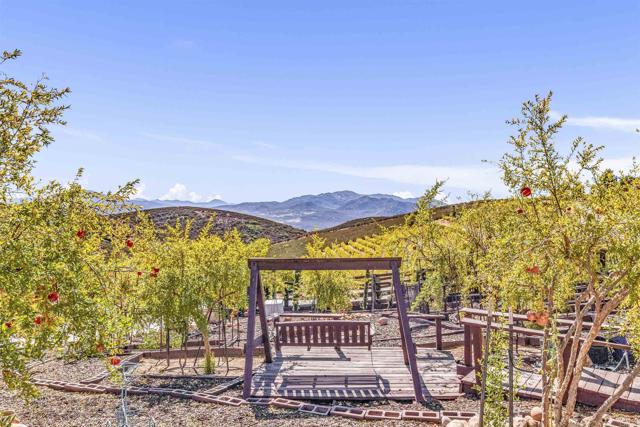 24848 Starlight Mountain Rd, Ramona, California 92065, 4 Bedrooms Bedrooms, ,3 BathroomsBathrooms,Residential,For Sale,24848 Starlight Mountain Rd,CRNDP2409389