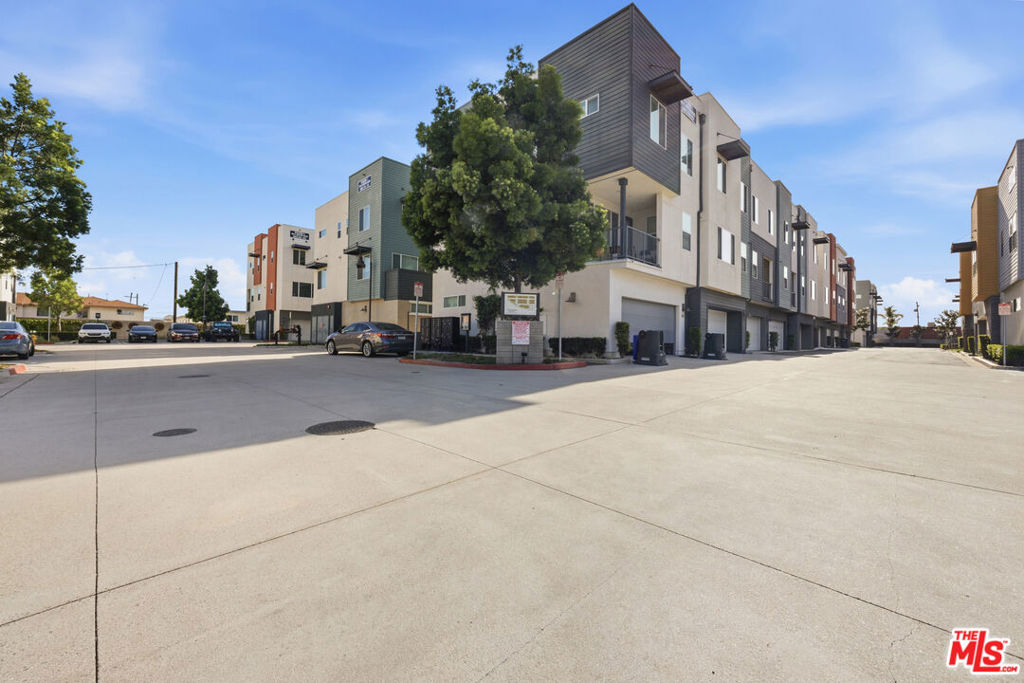 9942 Artesia Boulevard #704