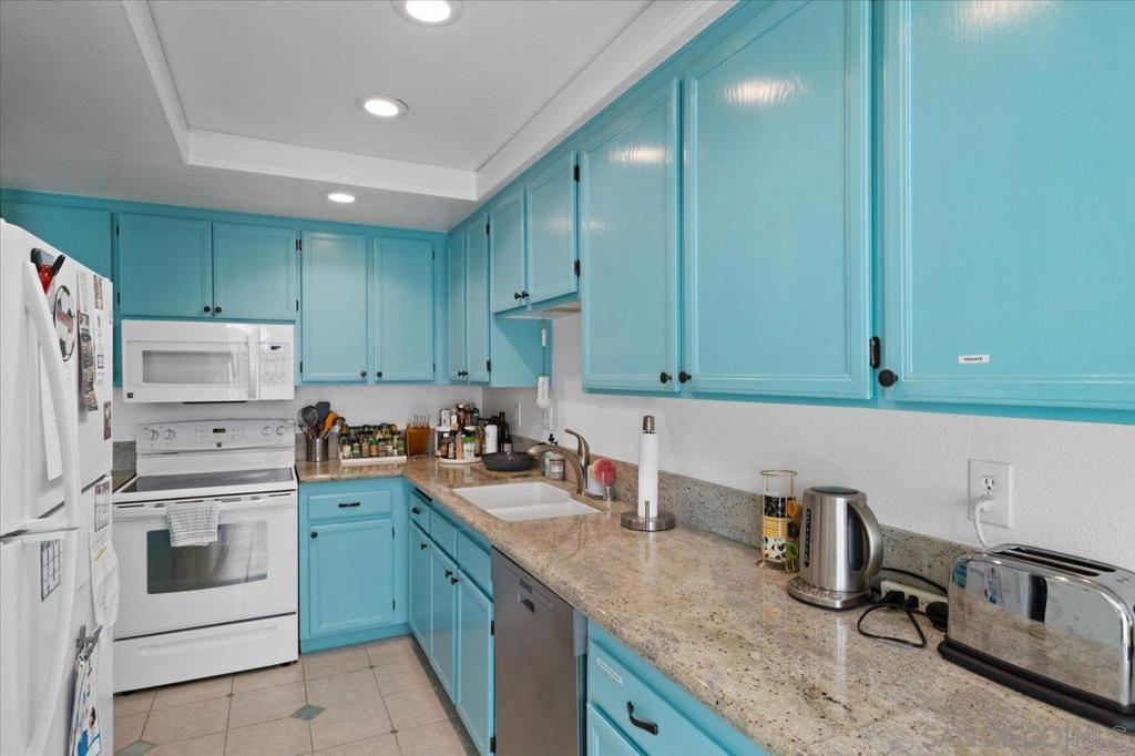 1651 Juniper St - photo 5