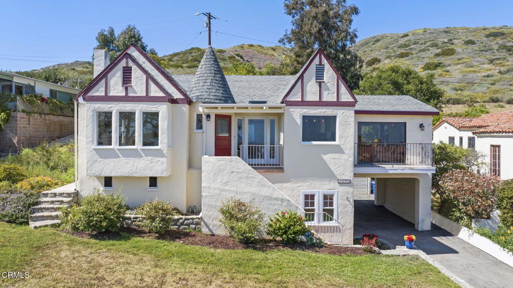 2371 Foster Avenue