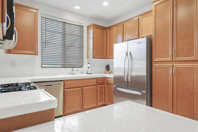 47788 Dancing Butterfly, La Quinta CA: https://media.crmls.org/mediaz/b3420ddb-b8d0-4ef4-af79-3deca6d8ef3e.jpg